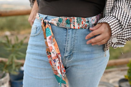 Pantalón Vaquero curvy con Cinturón
