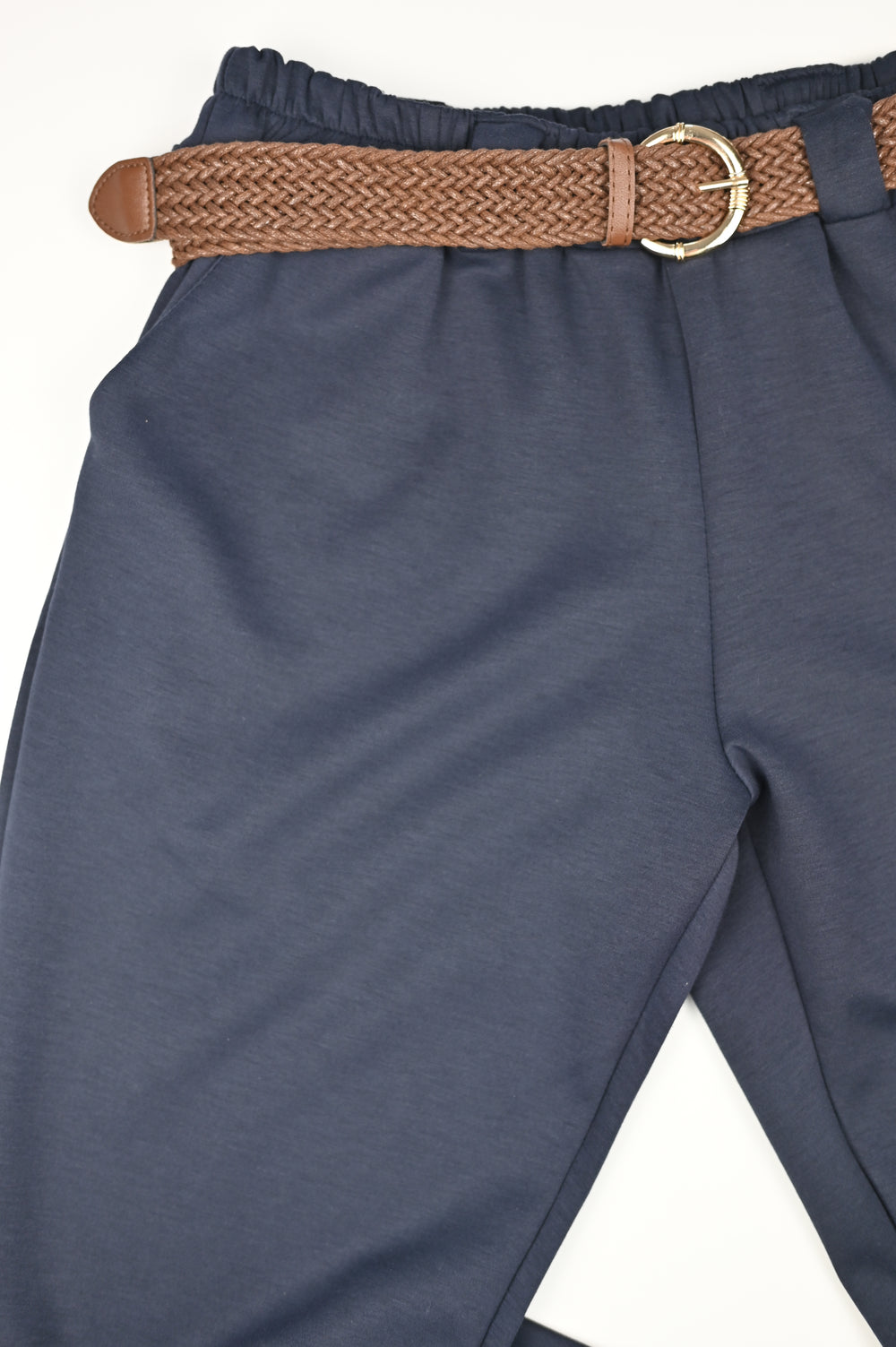 Pantalón Confort con Cinturón