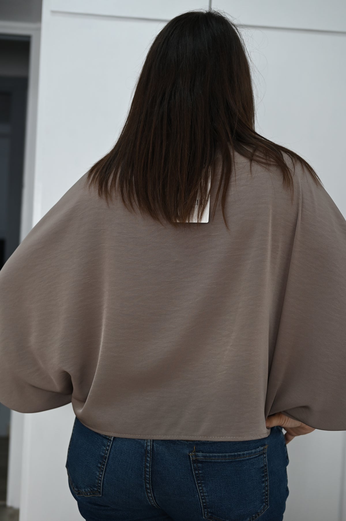 Blusa Satinada Manga Murciélago