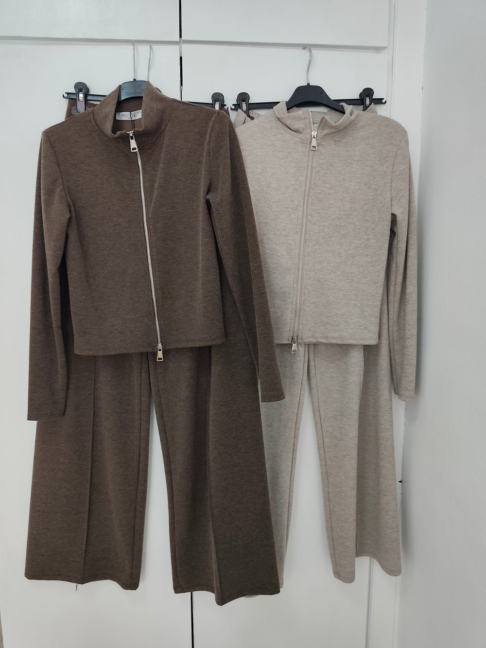Conjunto de chándal suave con cremallera