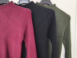 Jersey corto de canalé cuello alto