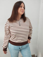 Sudadera de rayas con cuello polo y cremallera