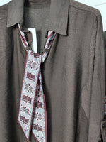Camisa con Corbata Desmontable