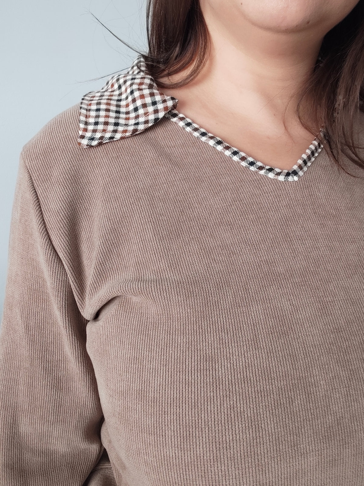 Sudadera de Pana con Cuello de Cuadros