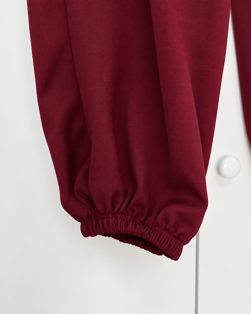 Conjunto de chaqueta con cremallera y pantalón cómodo