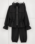 Conjunto de chaqueta con cremallera y pantalón cómodo